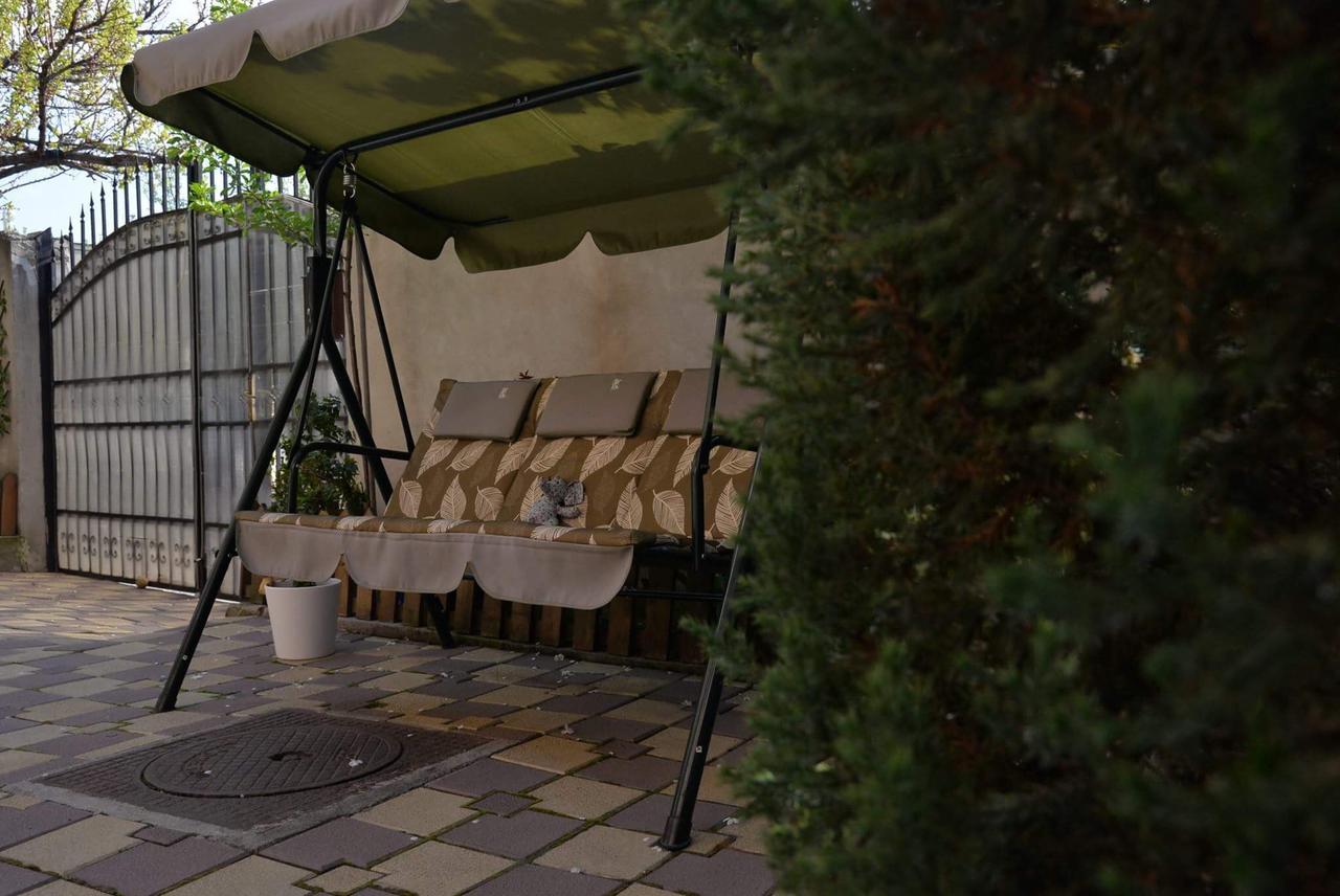 Collosal Studio Bukarest Kültér fotó